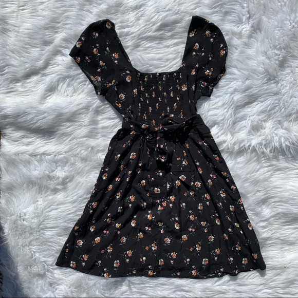 Abercrombie & Fitch Black Floral Dress - Picture 2 of 3